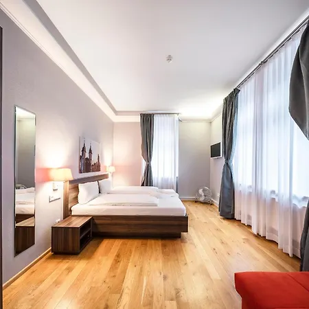 Aparthotel Living-world 3*