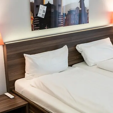 Living-world Aparthotel 3*